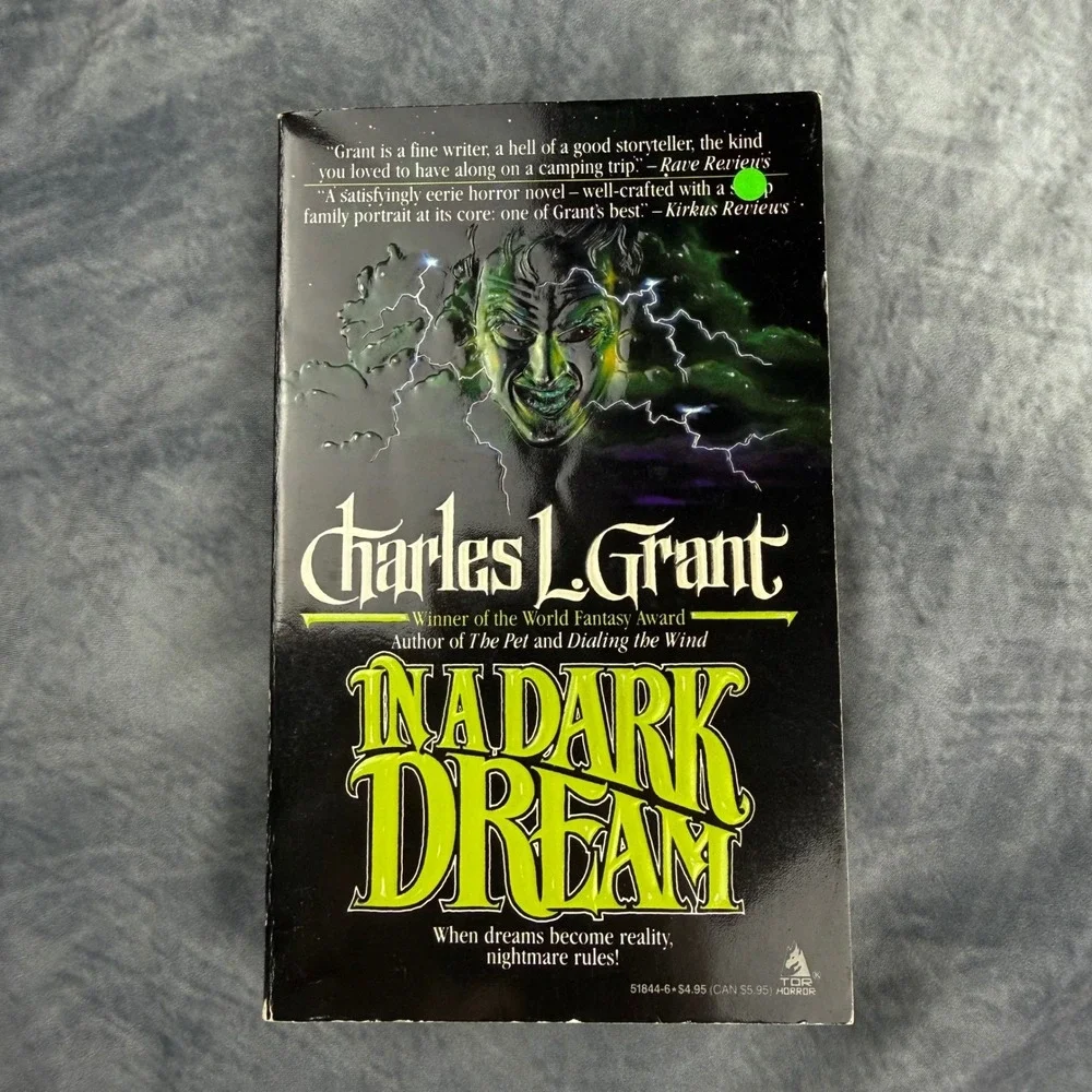In a Dark Dream Charles L Grant Horror Paperback Book 1990 Tor 0-812-51844-6